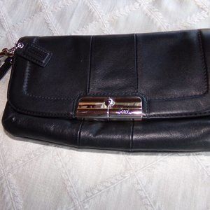 BLACK CLUTCH COACH PURSE